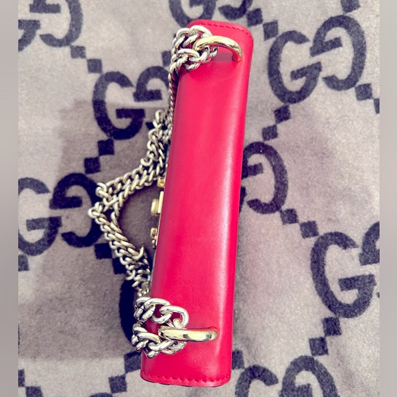 Gucci GG Supreme Padlock Shoulder Bag - Picture 5 of 9